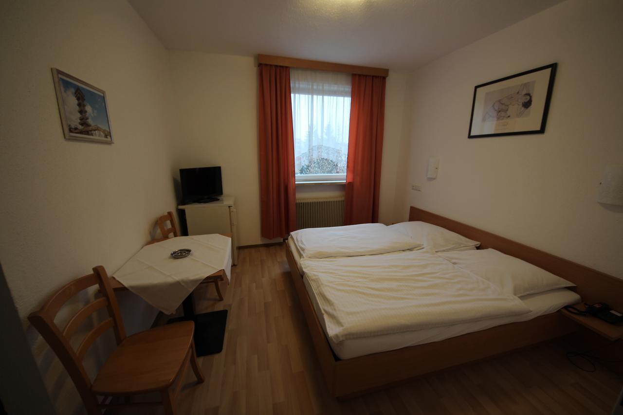 Hotel Kleinmuenchen Linz Exterior foto