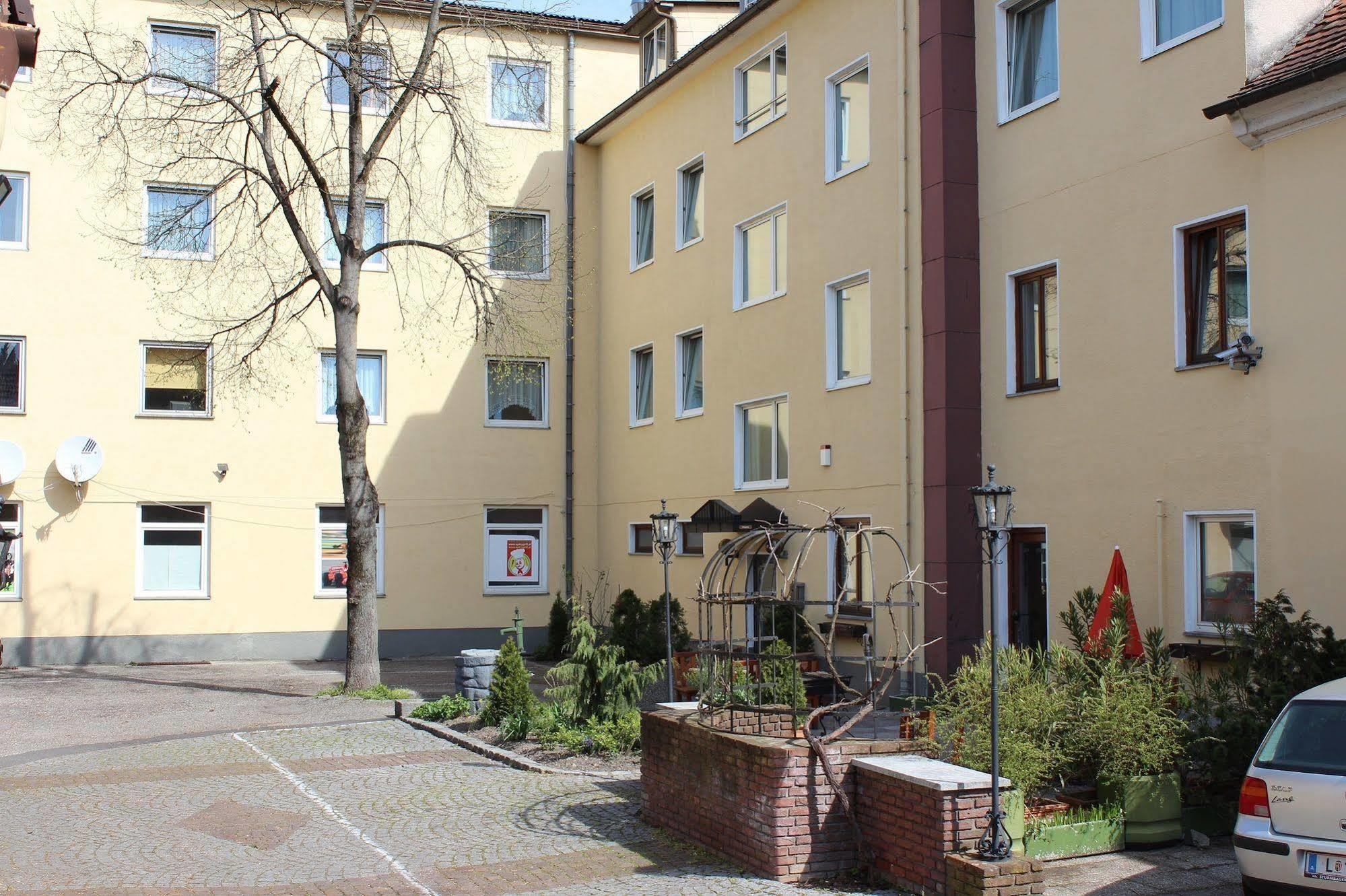 Hotel Kleinmuenchen Linz Exterior foto